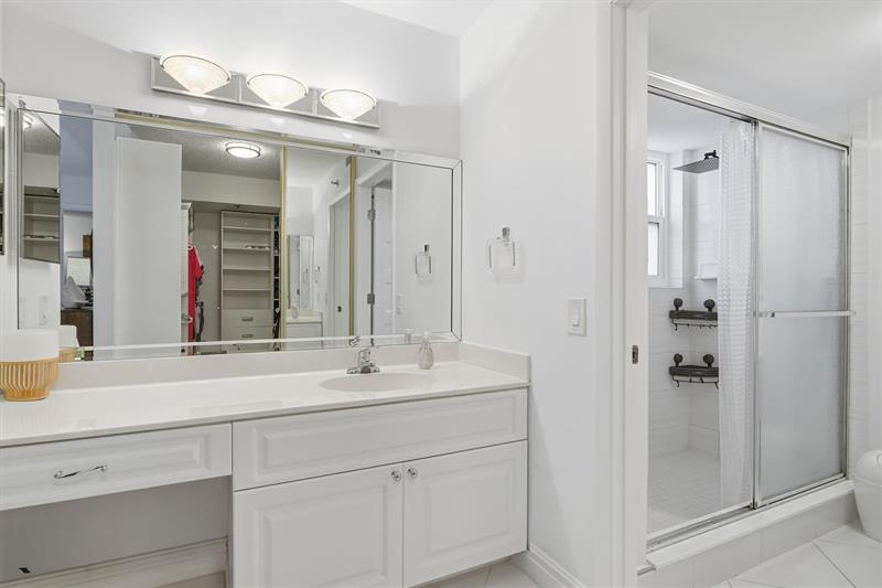 Image 20 of 43 For 2238 Cypress Bend Dr  608