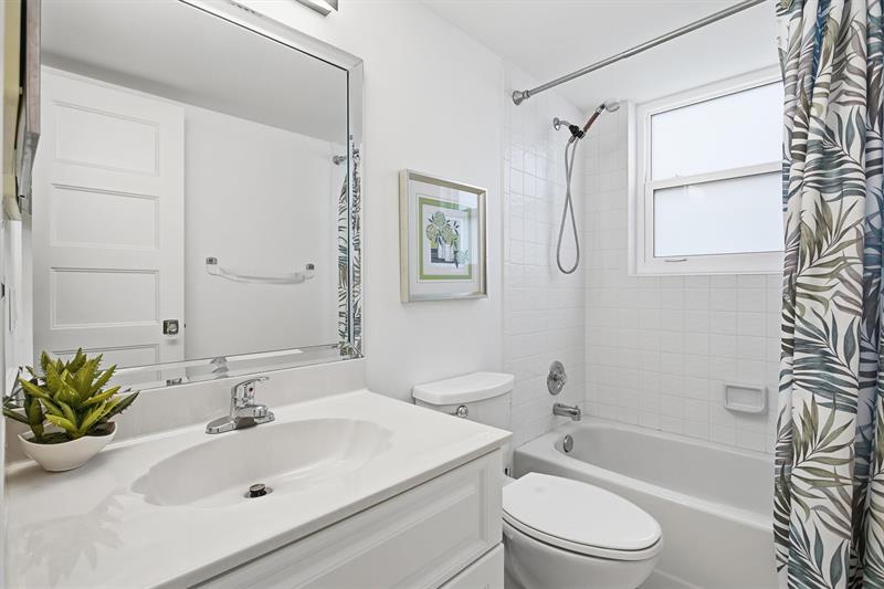 Image 25 of 43 For 2238 Cypress Bend Dr  608