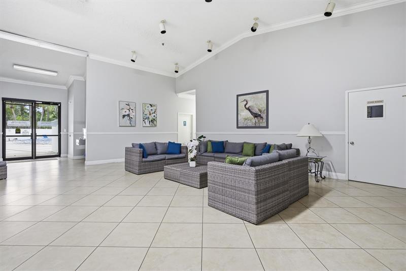 Image 32 of 43 For 2238 Cypress Bend Dr  608