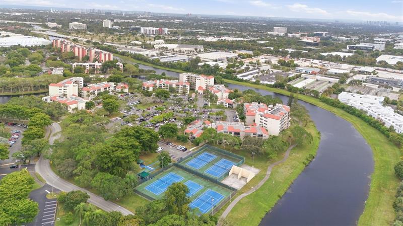 Image 41 of 43 For 2238 Cypress Bend Dr  608