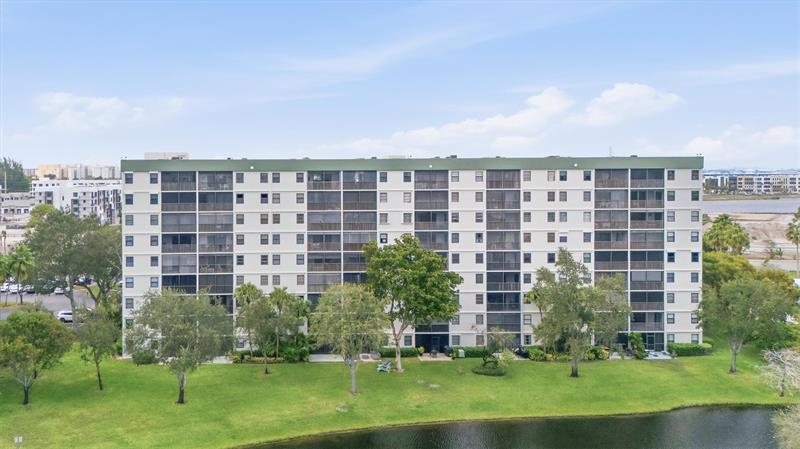 Image 43 of 43 For 2238 Cypress Bend Dr  608