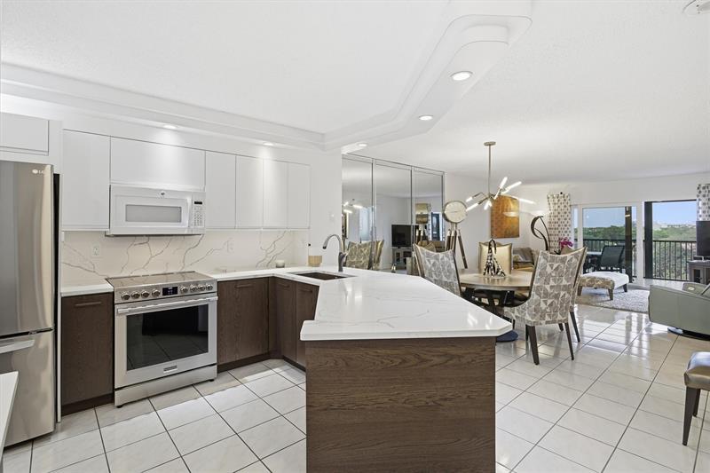 Image 8 of 43 For 2238 Cypress Bend Dr  608