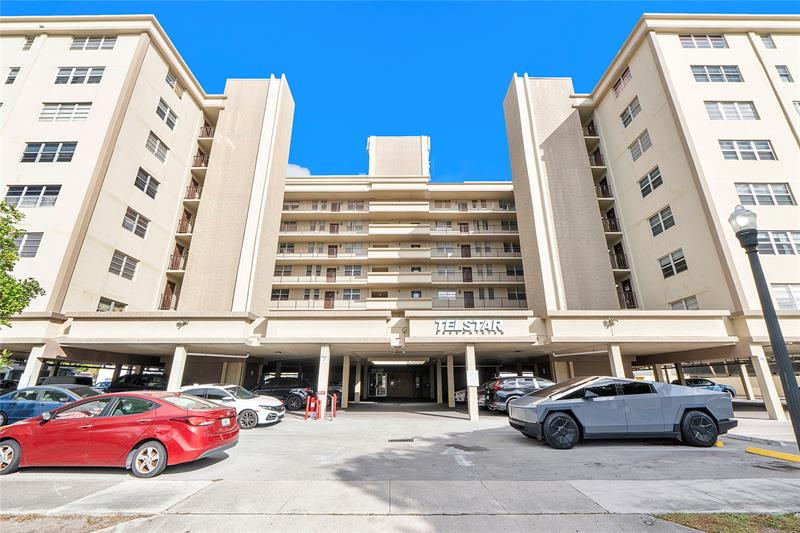 Details for 1811 Jefferson St  708, Hollywood, FL 33020