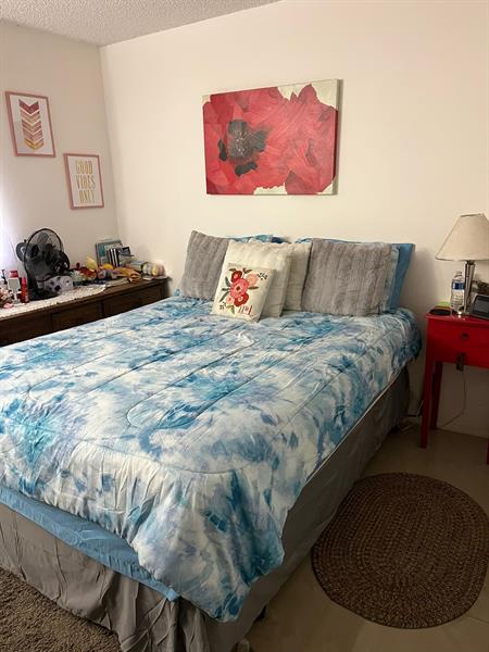 Image 6 of 20 For 3053 Oakland Forest Dr 201