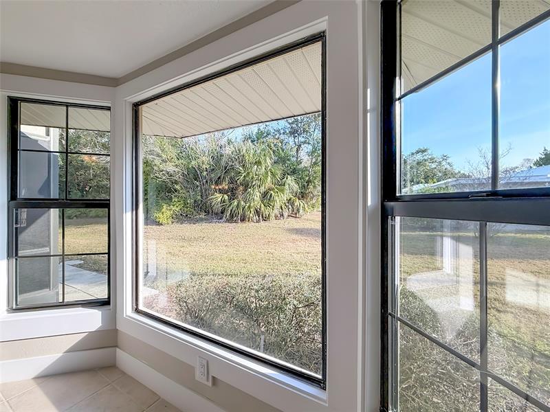 Image 16 of 73 For 11603 Bayshore Dr 118