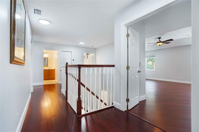 Image 24 of 56 For 1828 48th Terrace