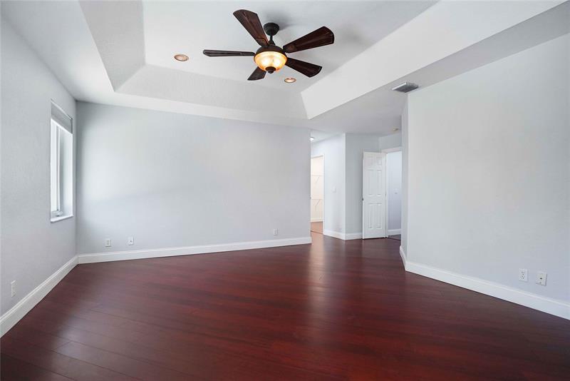 Image 27 of 56 For 1828 48th Terrace