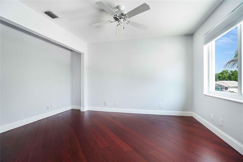 Image 33 of 56 For 1828 48th Terrace