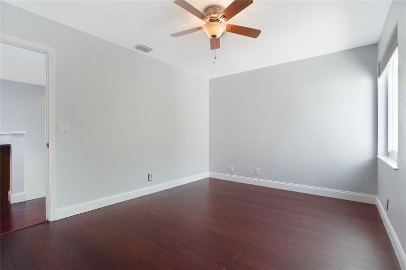 Image 42 of 56 For 1828 48th Terrace