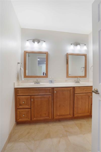 Image 46 of 56 For 1828 48th Terrace