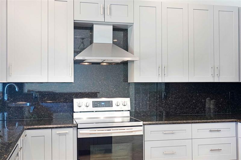 Image 8 of 56 For 1828 48th Terrace