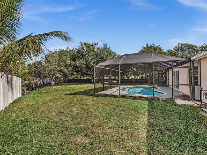 Image 35 of 71 For 13400 5th Ct