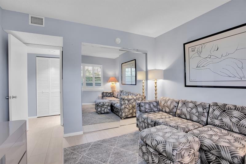 Image 16 of 38 For 1702 Andros Isle  D4