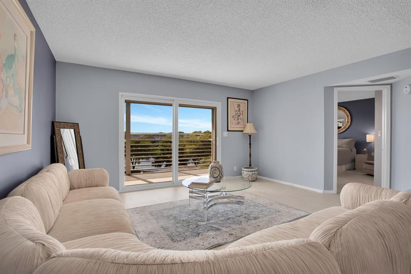 Image 22 of 38 For 1702 Andros Isle  D4