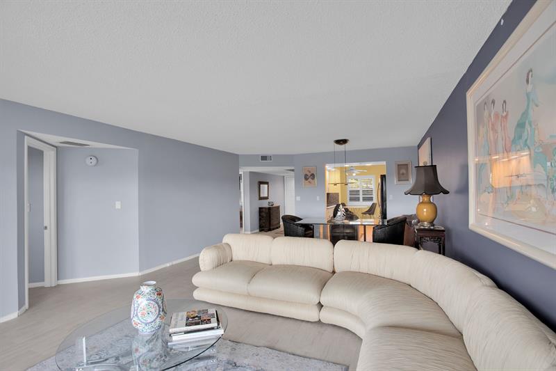 Image 24 of 38 For 1702 Andros Isle  D4