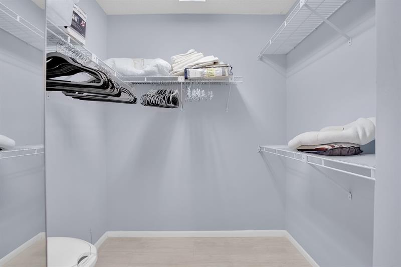 Image 30 of 38 For 1702 Andros Isle  D4