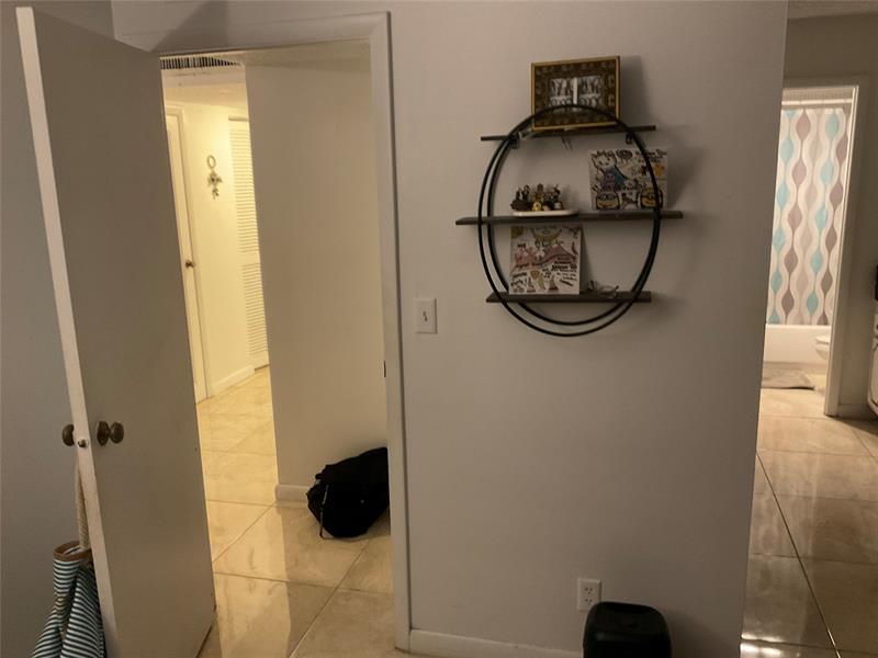 Image 14 of 29 For 6201 Falls Circle Dr 309