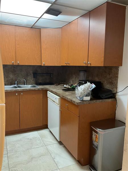 Image 25 of 29 For 6201 Falls Circle Dr 309