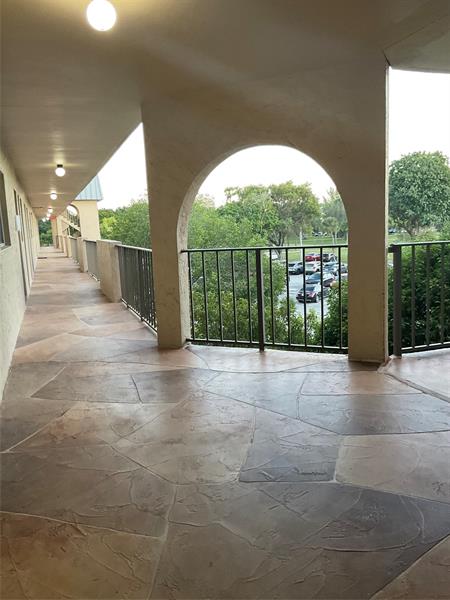 Image 5 of 29 For 6201 Falls Circle Dr 309