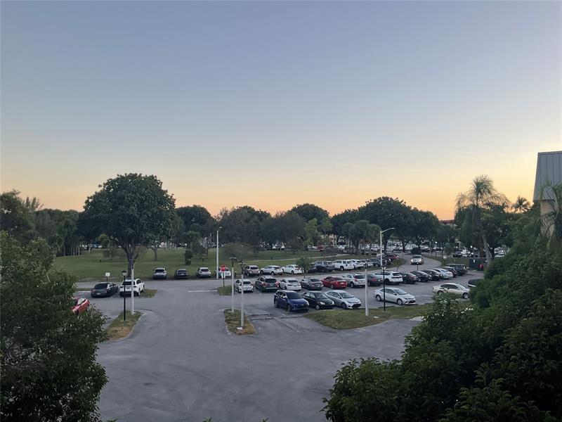 Image 6 of 29 For 6201 Falls Circle Dr 309