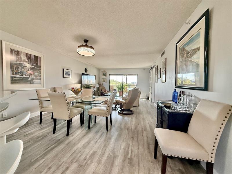 Image 4 of 18 For 2112 Cypress Bend Dr  508