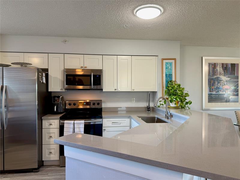 Image 6 of 18 For 2112 Cypress Bend Dr  508