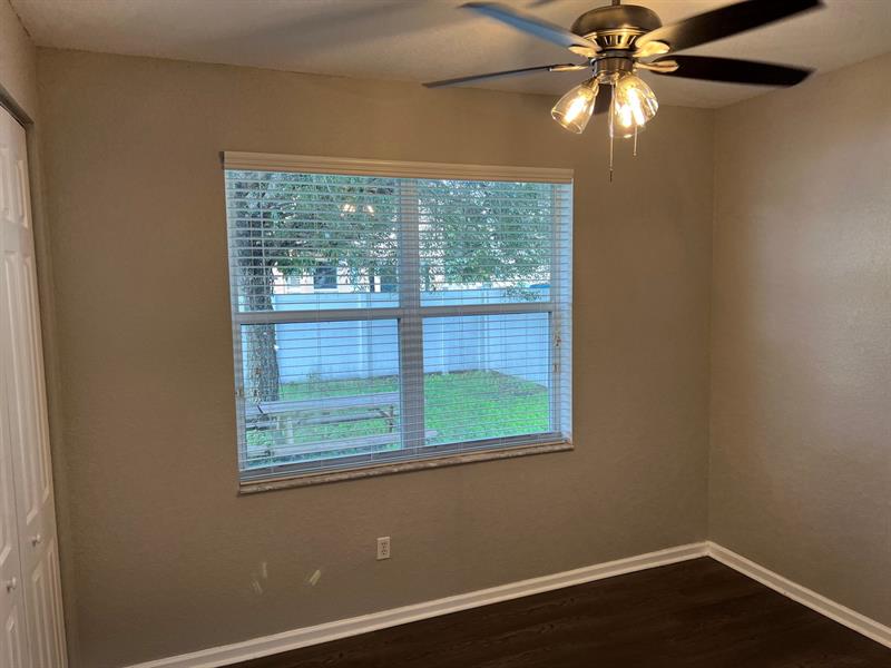 Image 13 of 55 For 4926 163 Ave