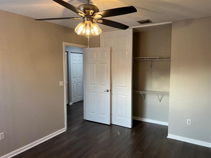 Image 28 of 55 For 4926 163 Ave