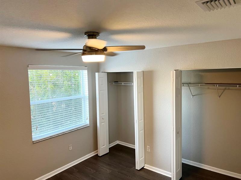 Image 31 of 55 For 4926 163 Ave