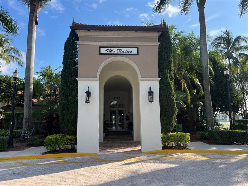 Image 42 of 55 For 4926 163 Ave