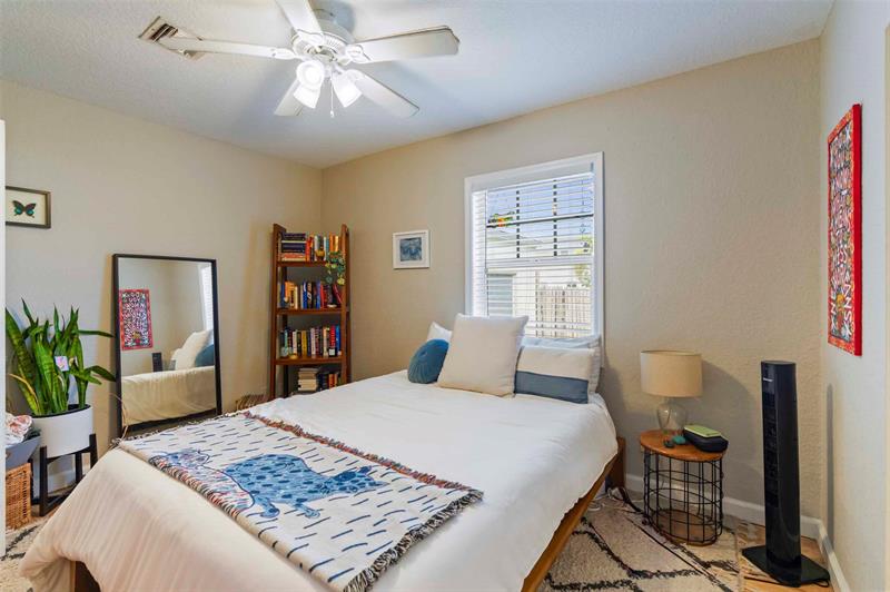 Image 11 of 35 For 548 9th Ave C