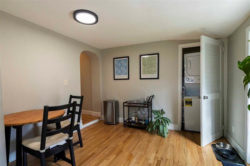 Image 26 of 35 For 548 9th Ave C