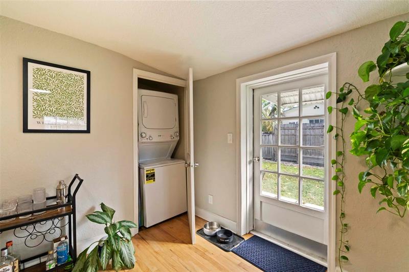 Image 27 of 35 For 548 9th Ave C