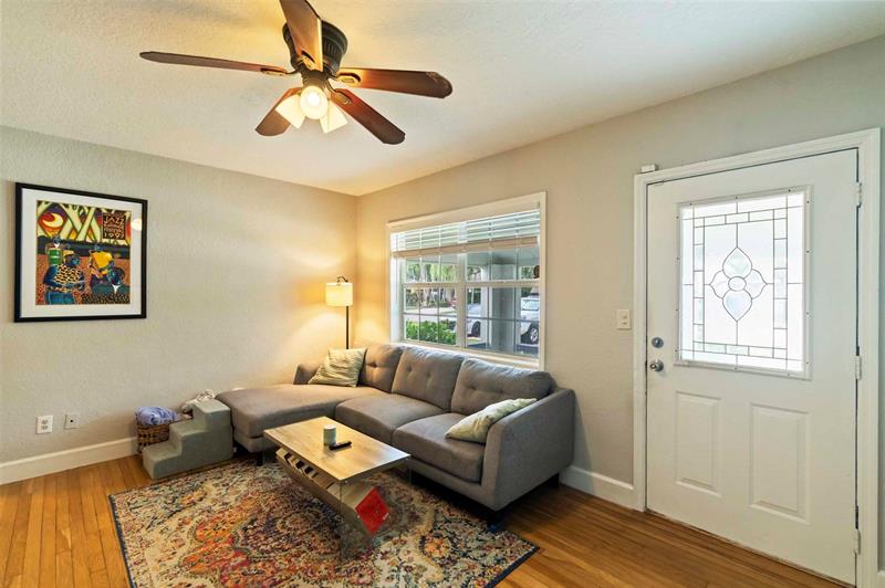 Image 5 of 35 For 548 9th Ave C