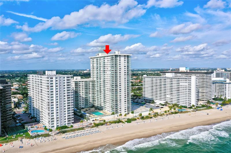 Image 36 of 47 For 3900 Galt Ocean Dr 1804