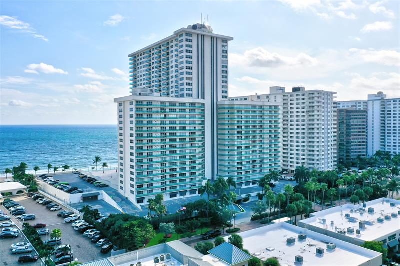 Image 39 of 47 For 3900 Galt Ocean Dr 1804