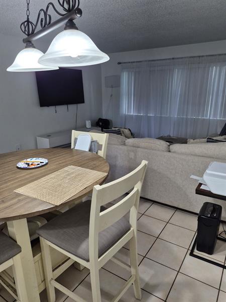 Image 11 of 33 For 560 2nd Ave  H2