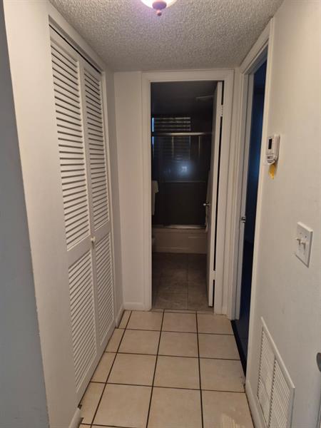 Image 16 of 33 For 560 2nd Ave  H2