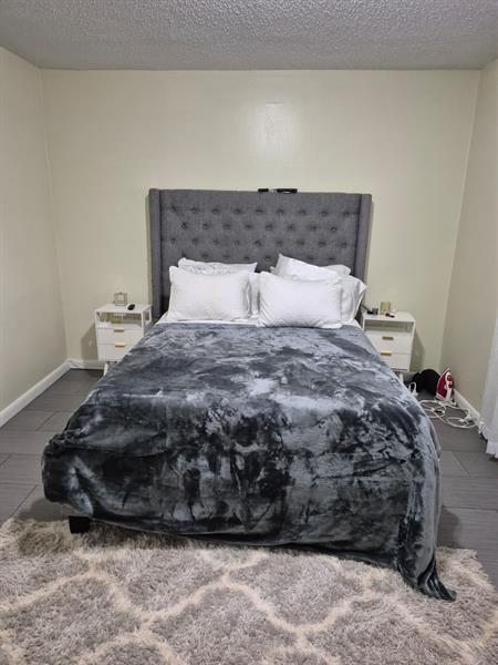 Image 20 of 33 For 560 2nd Ave  H2