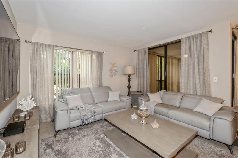 Image 11 of 37 For 4485 Carambola Cir  27322