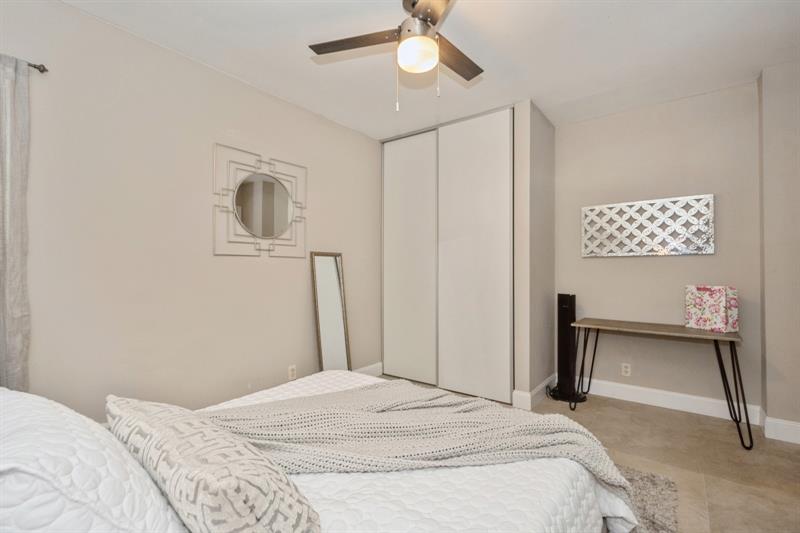 Image 27 of 37 For 4485 Carambola Cir  27322