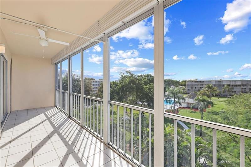 Details for 4650 Washington St 504, Hollywood, FL 33021