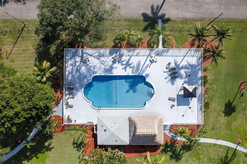 Image 32 of 39 For 4650 Washington St  504