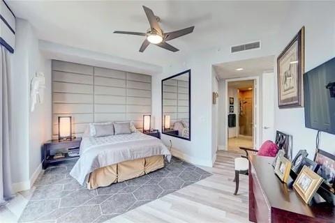 Image 17 of 20 For 347 New River Dr Ph4