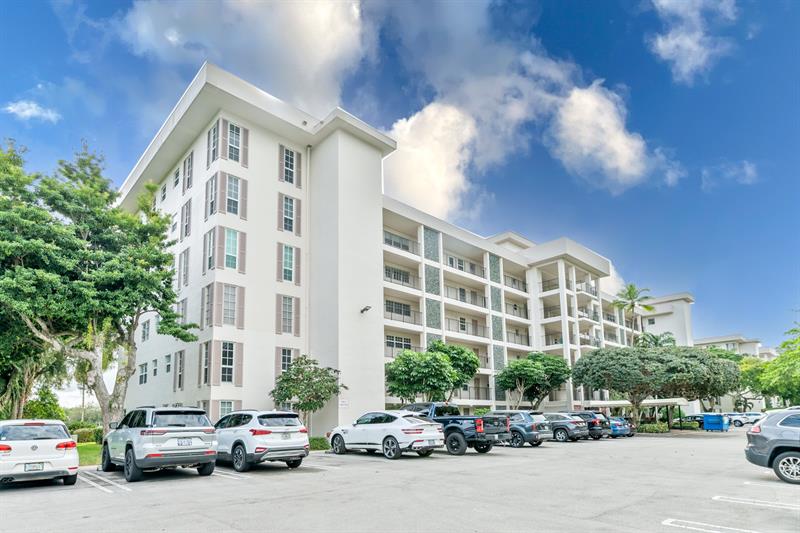 Details for 2950 Palm Aire Dr  401, Pompano Beach, FL 33069