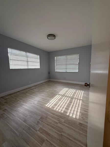 Image 19 of 21 For 11596 45th St  4