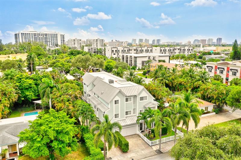 Image 39 of 51 For 1112 17th Way  1112