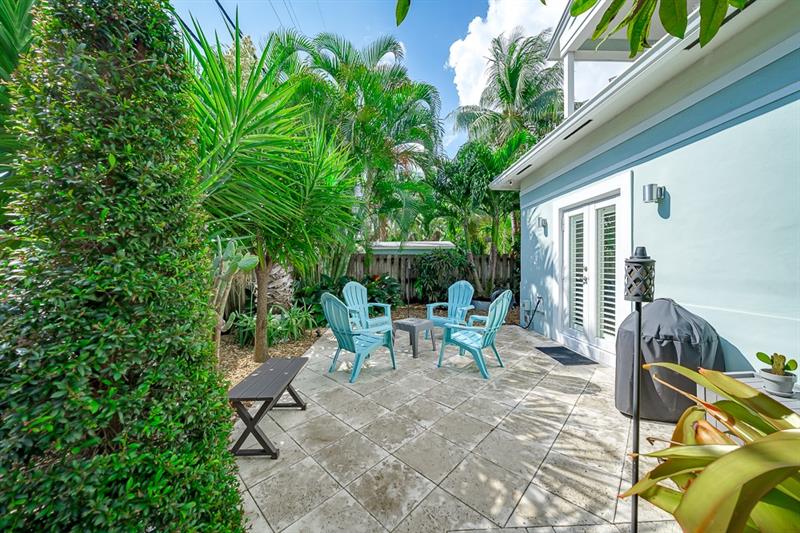 Image 46 of 51 For 1112 17th Way  1112