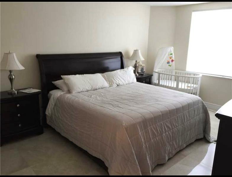 Image 12 of 35 For 1980 Ocean Dr 10h