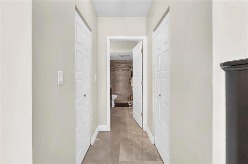 Image 17 of 35 For 1980 Ocean Dr 10h